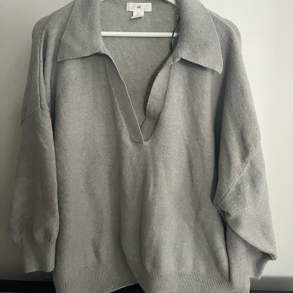 WORN ONCE H&M sweater in great condition - Picture 4 of 4
